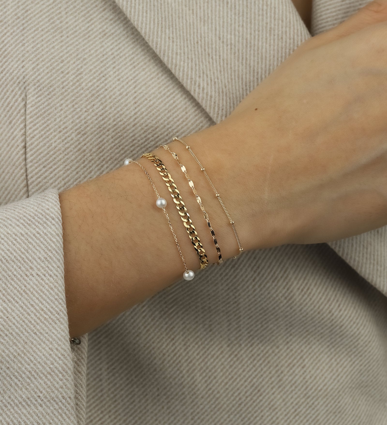 Station Pearl Bracelet 10k Yellow Gold, White Pearl