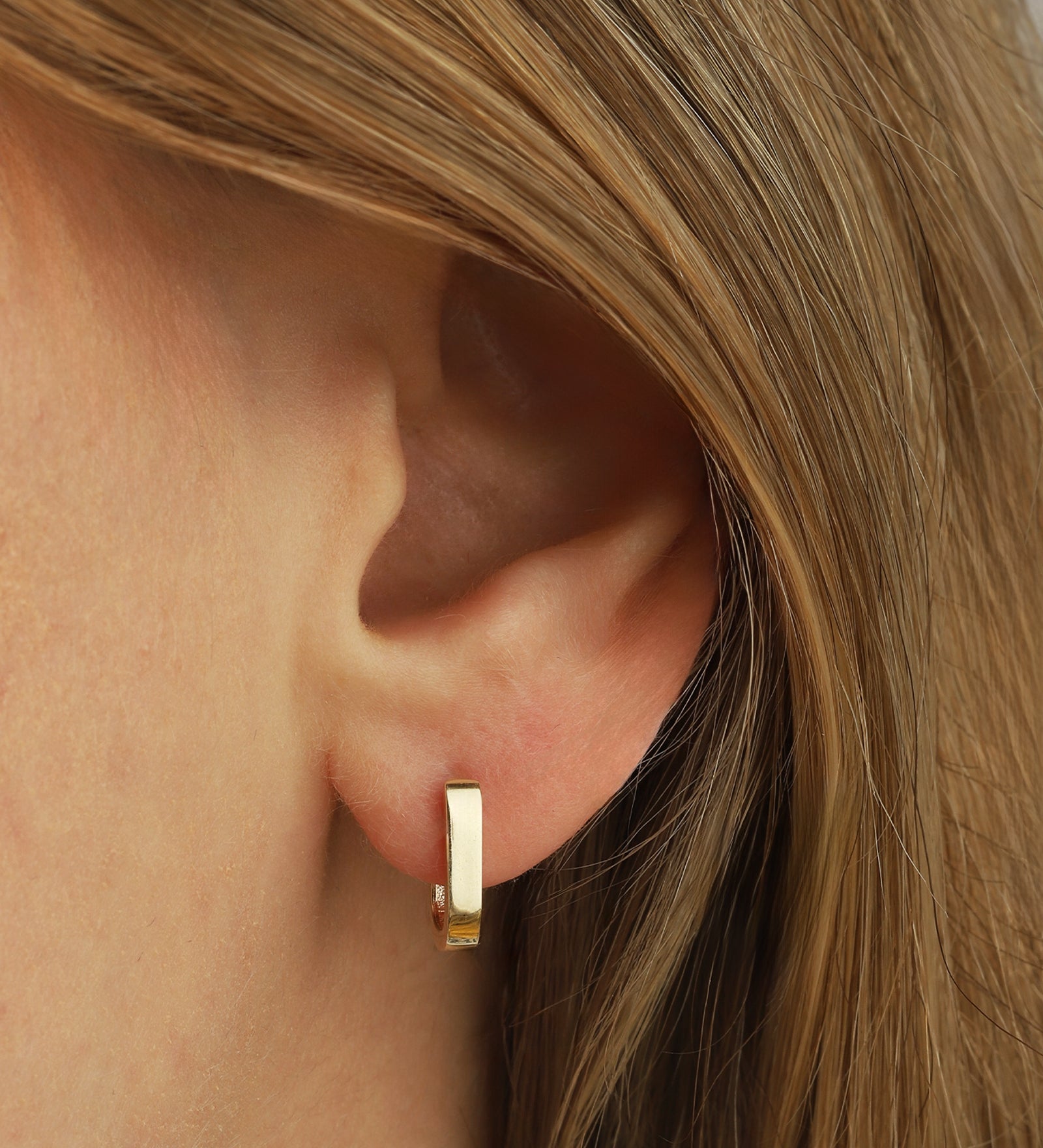 Oval Huggies 10k Yellow Gold