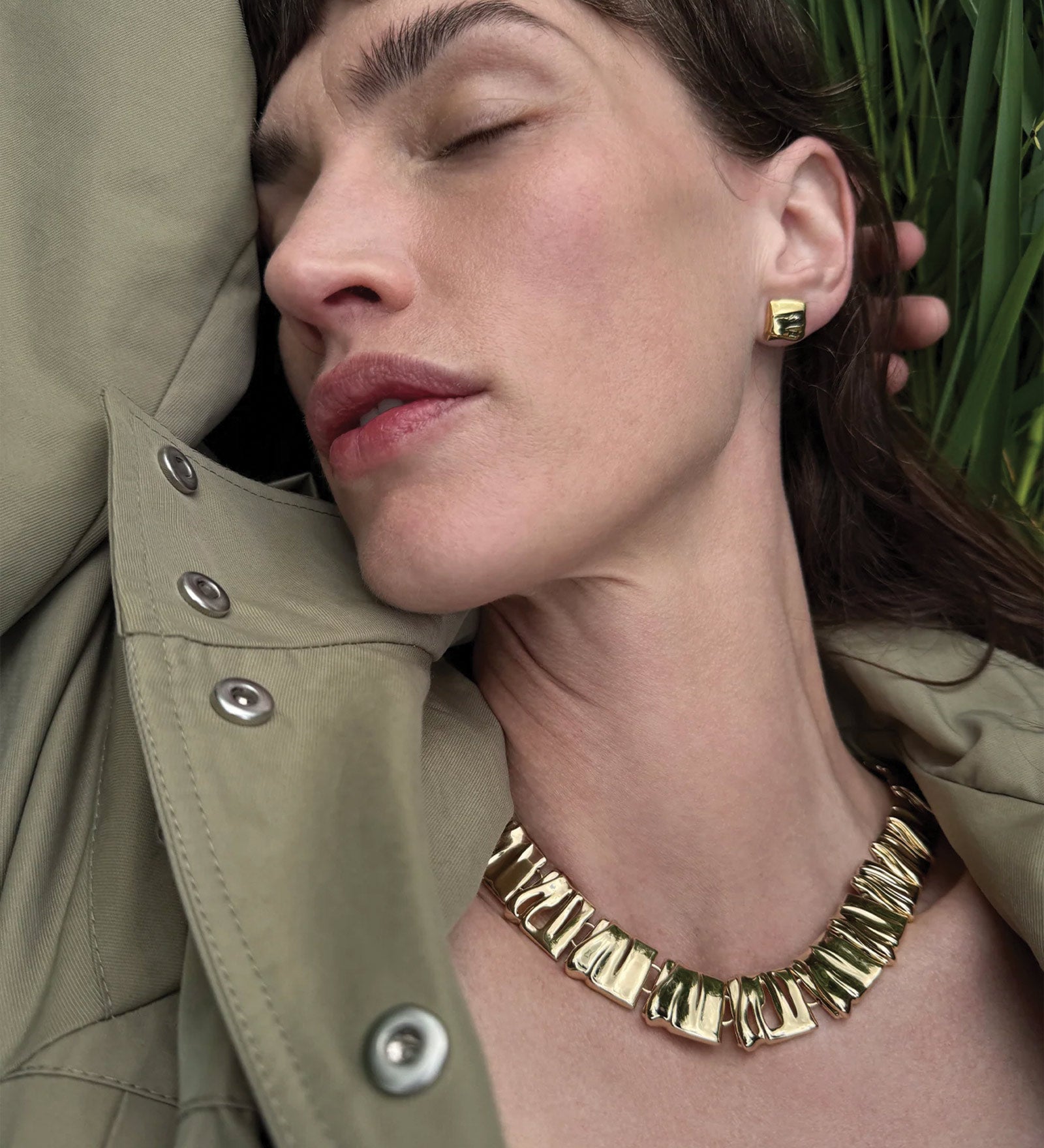 Sundra Collar Gold Tone Dipped