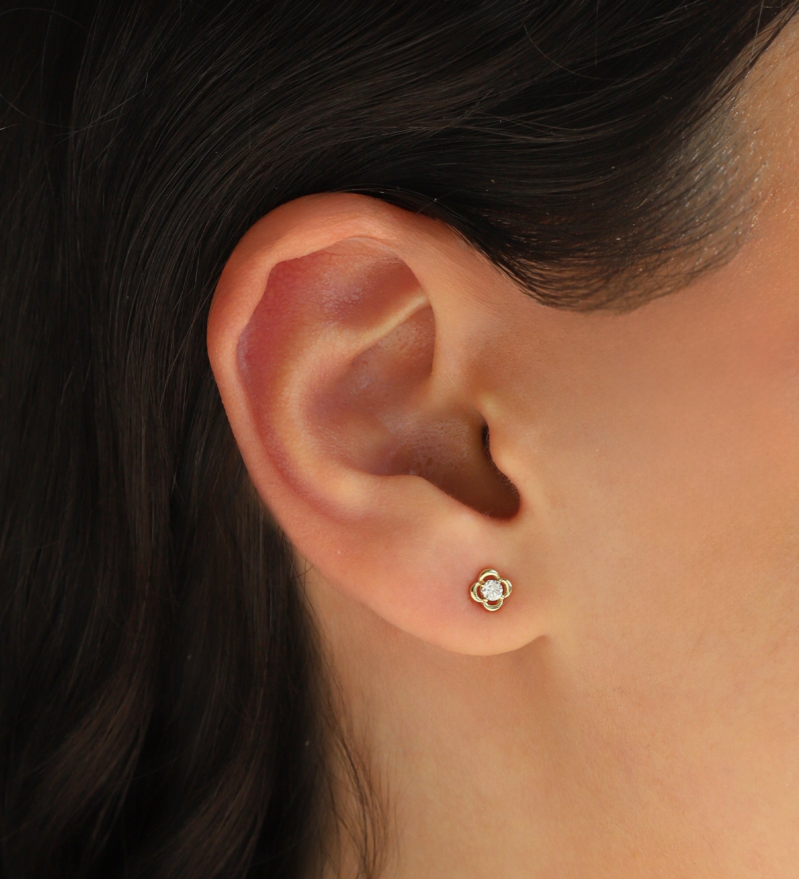Quiet Icon-Clover Single CZ Stud-Earrings-Blue Ruby Jewellery-Vancouver Canada