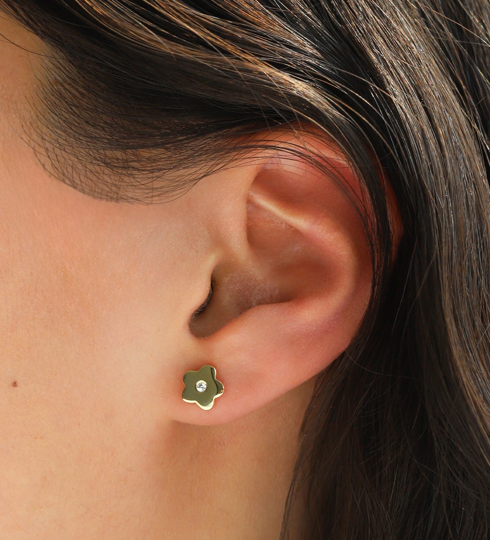 Quiet Icon-Round Flower Petal Stud-Earrings-Blue Ruby Jewellery-Vancouver Canada