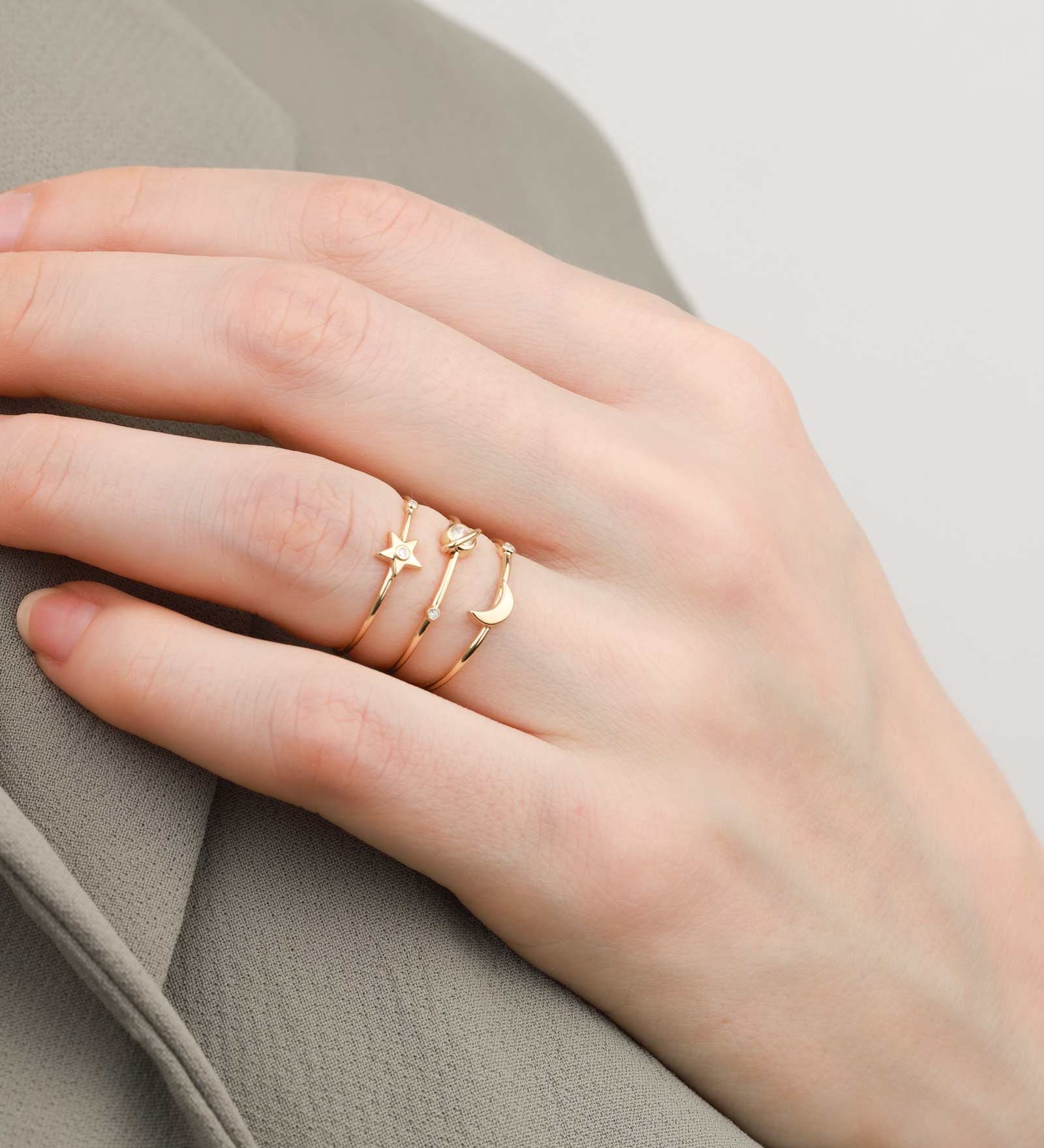 Planet Diamond Ring 14k Yellow Gold, Diamond / 6