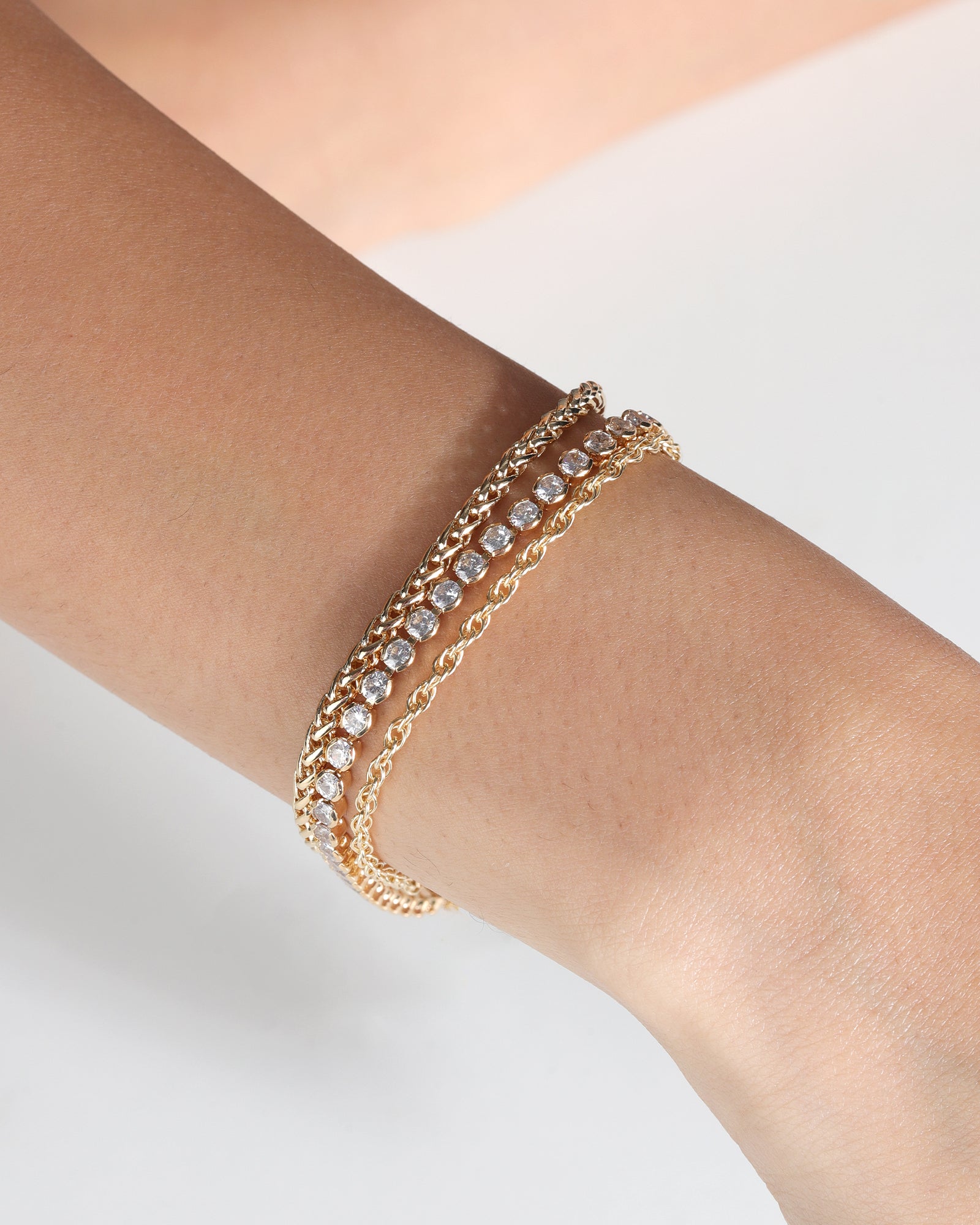 Tennis Half Bezel Round CZ Bracelet 18k Gold Plated, Cubic Zirconia