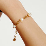 5 Claw Pearl Link Bracelet 18k Gold Plated, White Pearl