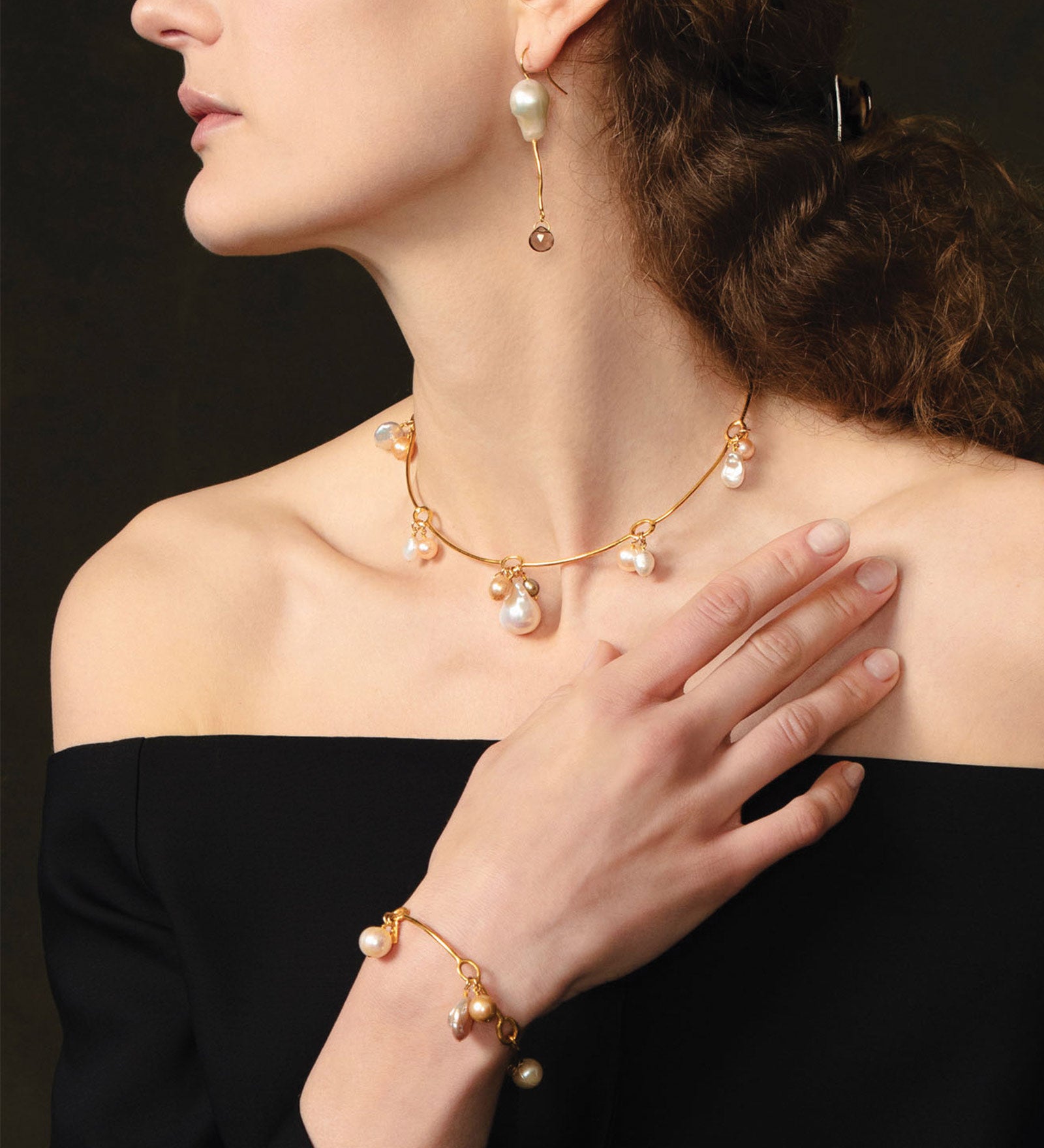 Pearl Station Collar 18k Gold Plated, Assorted Pearls