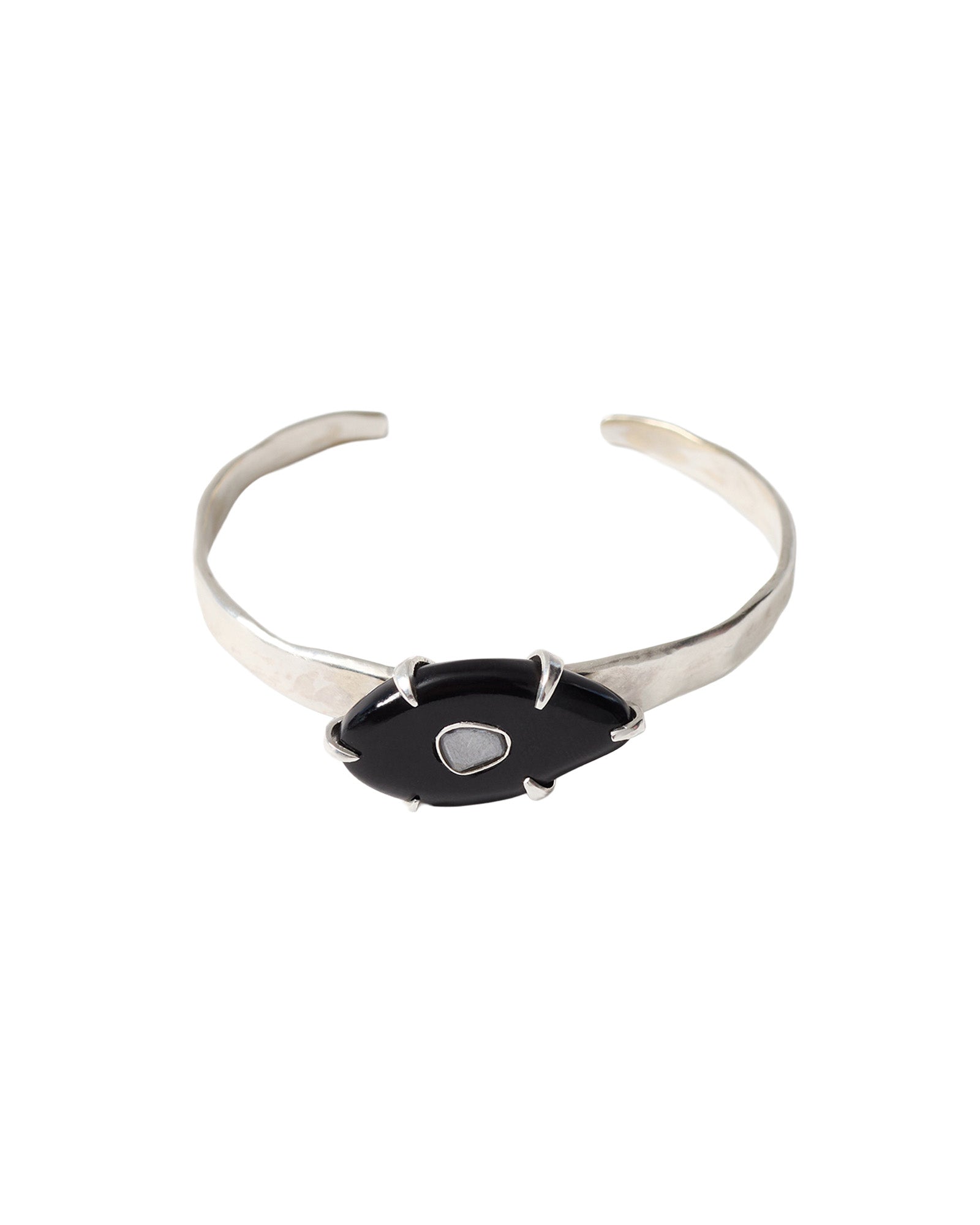 Ovl Horn Stn Cuff Sterling Silver, Moissanite, Black Horn
