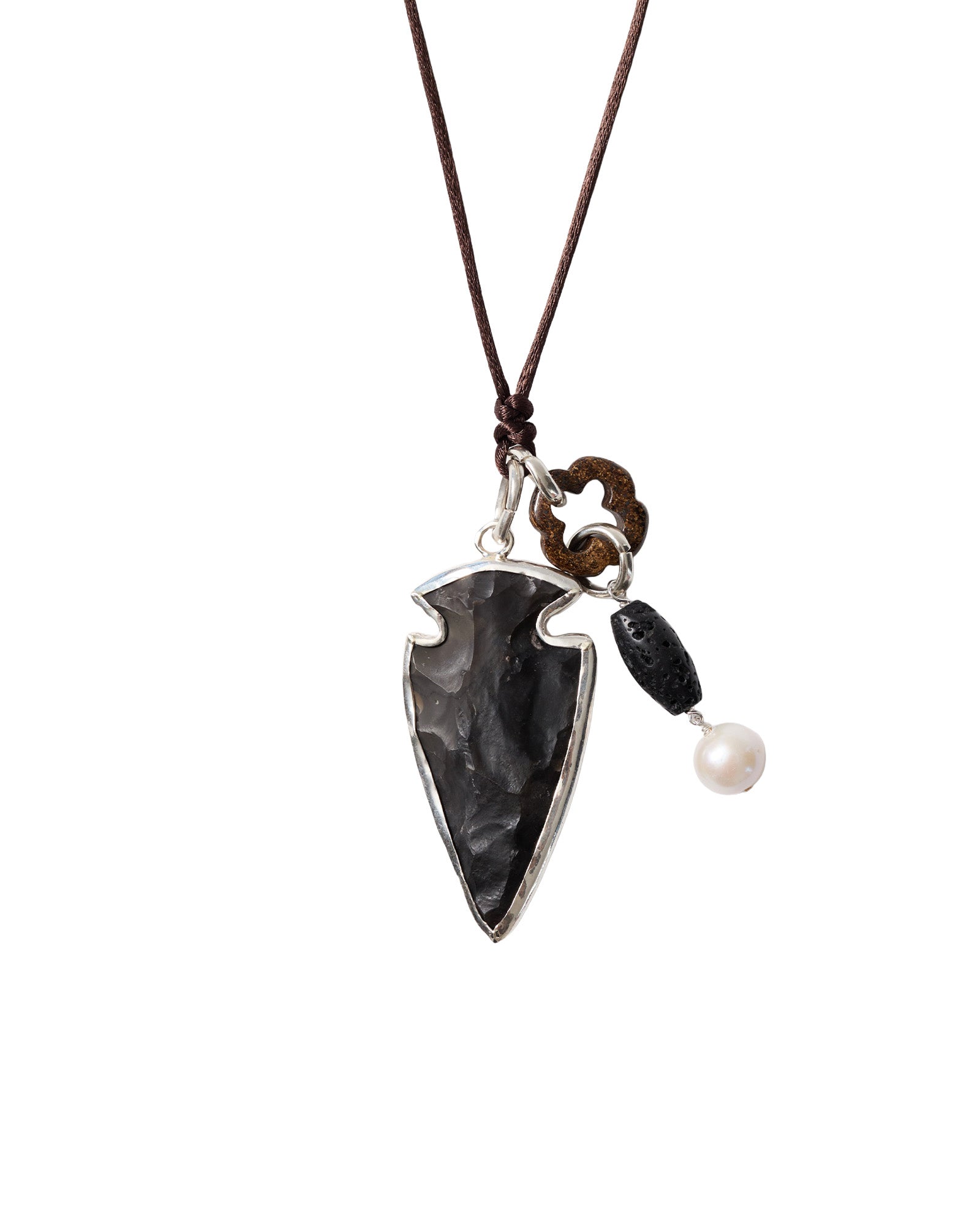 Arrowhead Chrm Satin Nk Sterling Silver, Slate, White Pearl