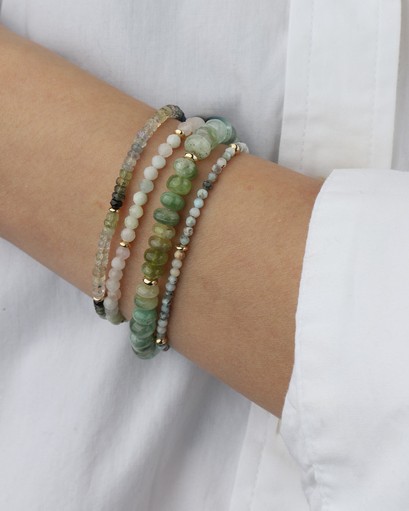 Mixed Stone Saucer Bracelet | 4mm 14k Gold Filled, Aquamarine