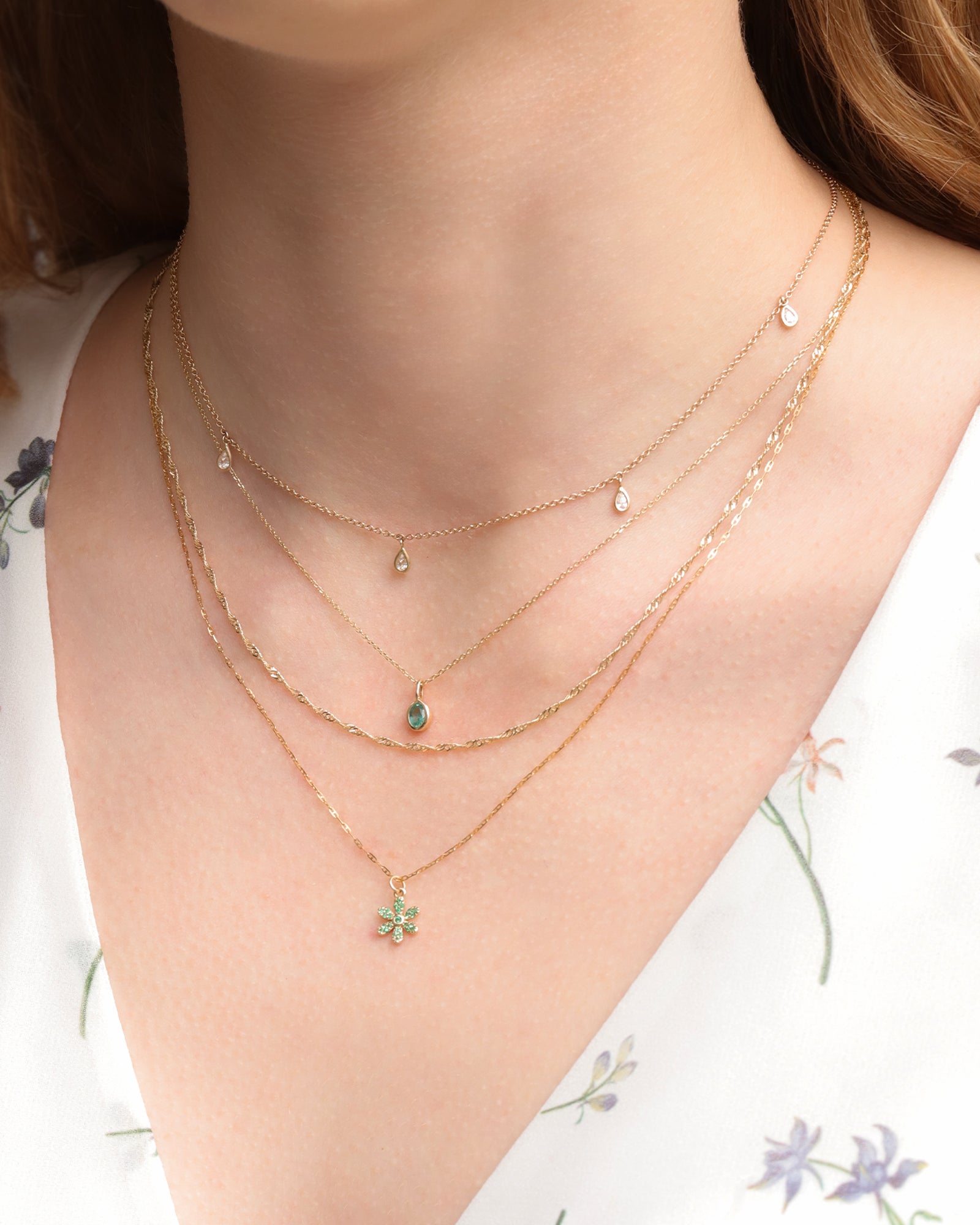 Goldhive-6 Petal Emerald Flower Anchor Chain Necklace-Necklaces-Blue Ruby Jewellery-Vancouver Canada