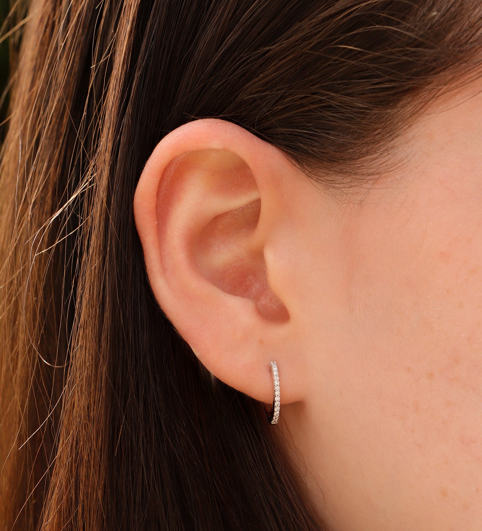 Oval Pavé Huggies | 12mm 14k White Gold, Diamond