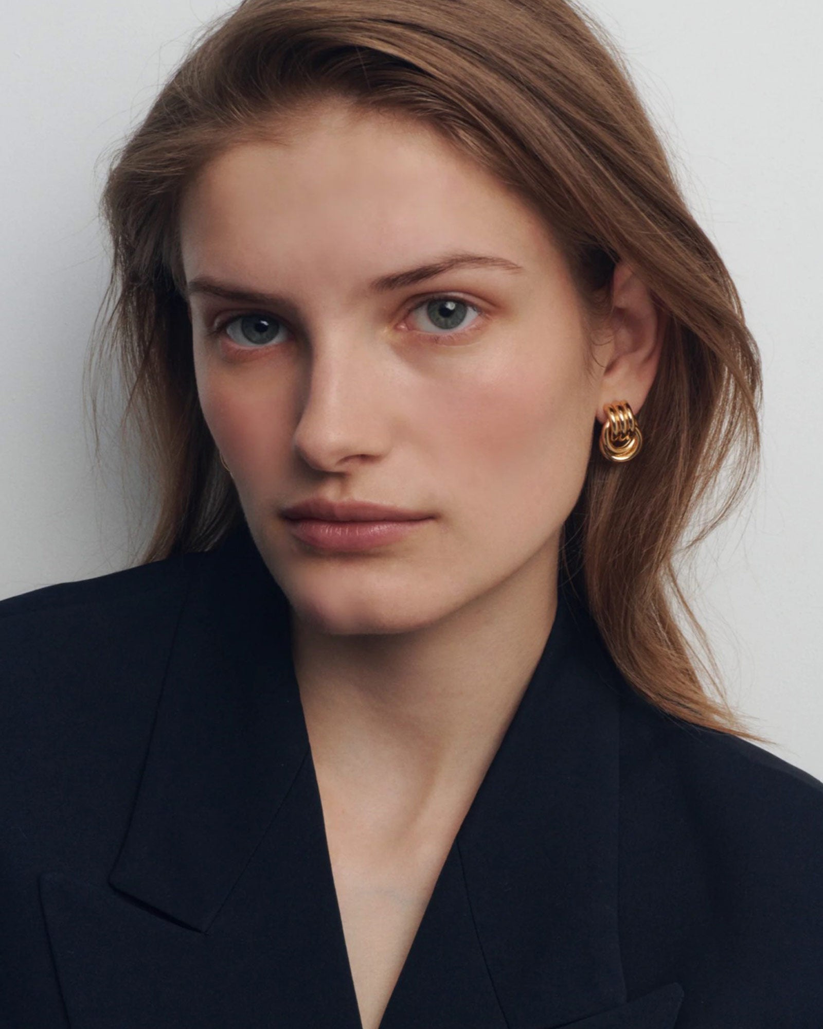 Baby Knot Studs 18k Gold Plated