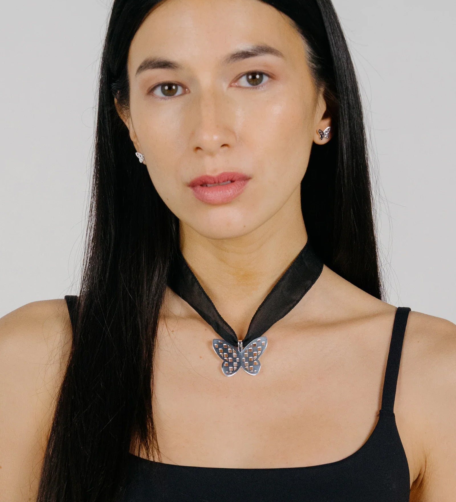 Mirelle Necklace Silver Plated, Silk