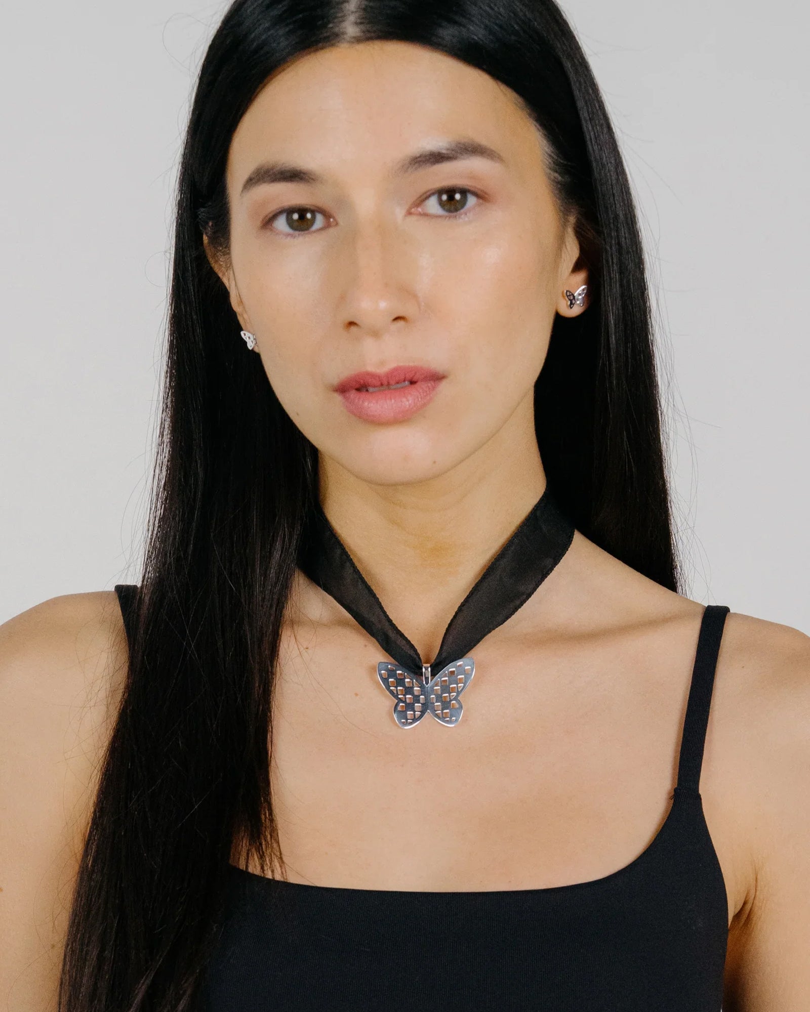 Mirelle Necklace Silver Plated, Silk