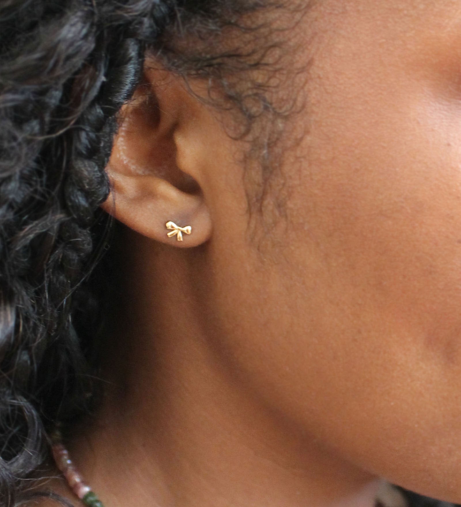 Bow Studs 18k Gold Vermeil