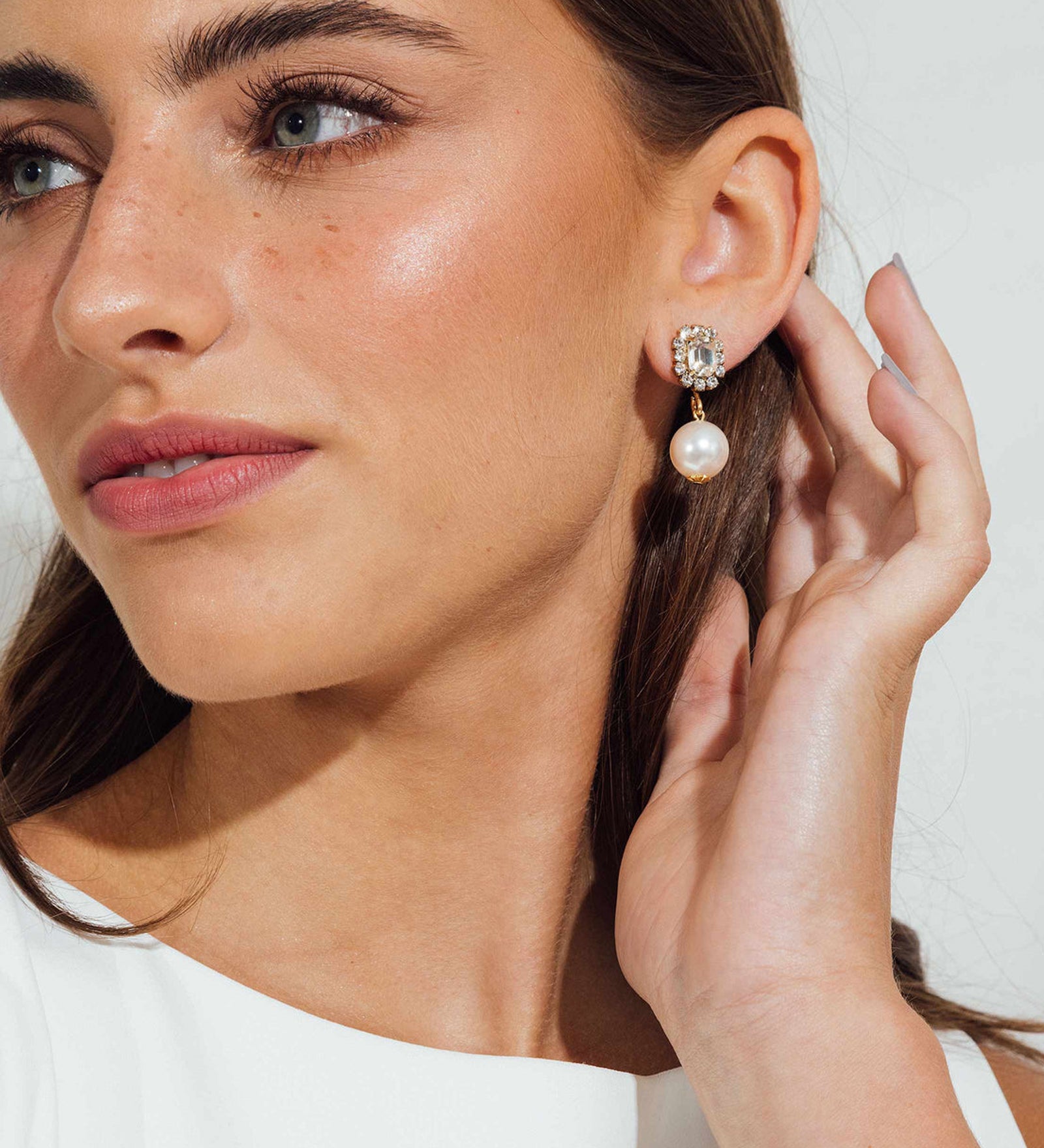 Tatiana Pearl Earrings 18k Gold Plated, Crystal, Pearl