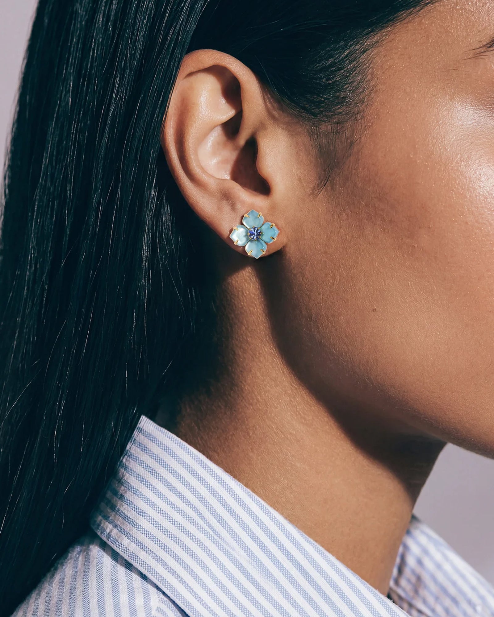 Hydrangea Studs 18k Gold Plated, Glass Stones