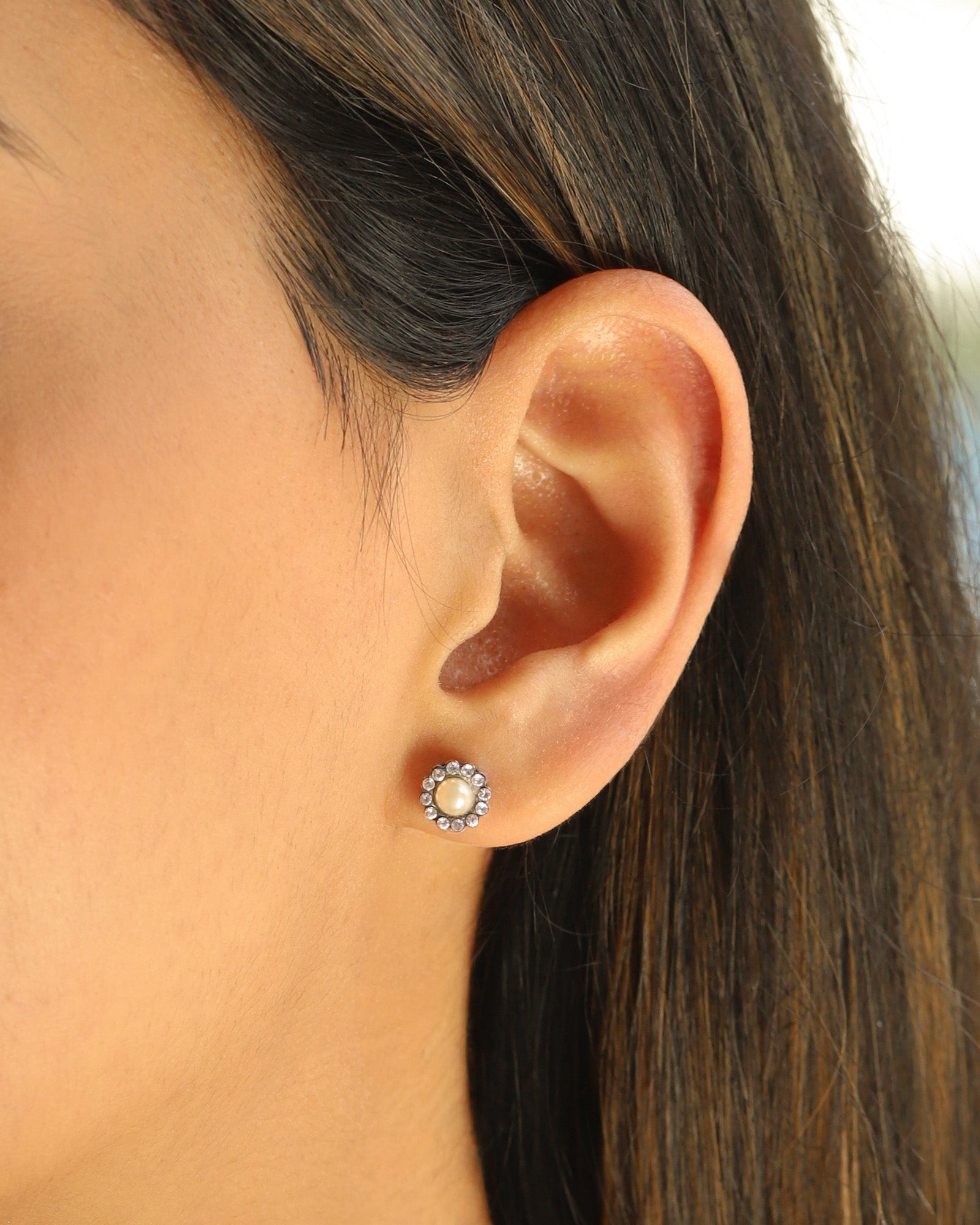 La Vie Parisienne-Round Halo Pavé Studs | 7mm-Earrings-Blue Ruby Jewellery-Vancouver Canada