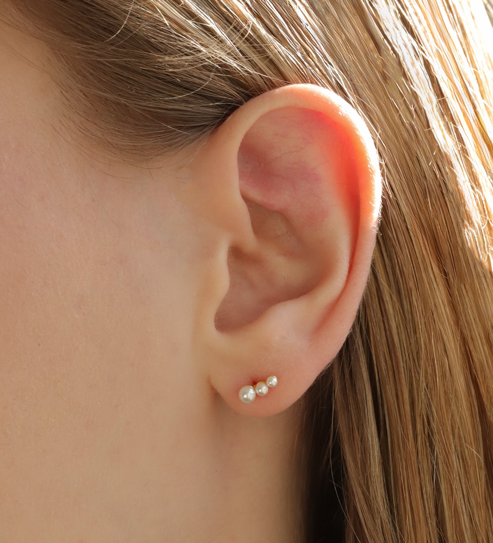 Quiet Icon-Three Gradual Pearl Studs-Earrings-Blue Ruby Jewellery-Vancouver Canada