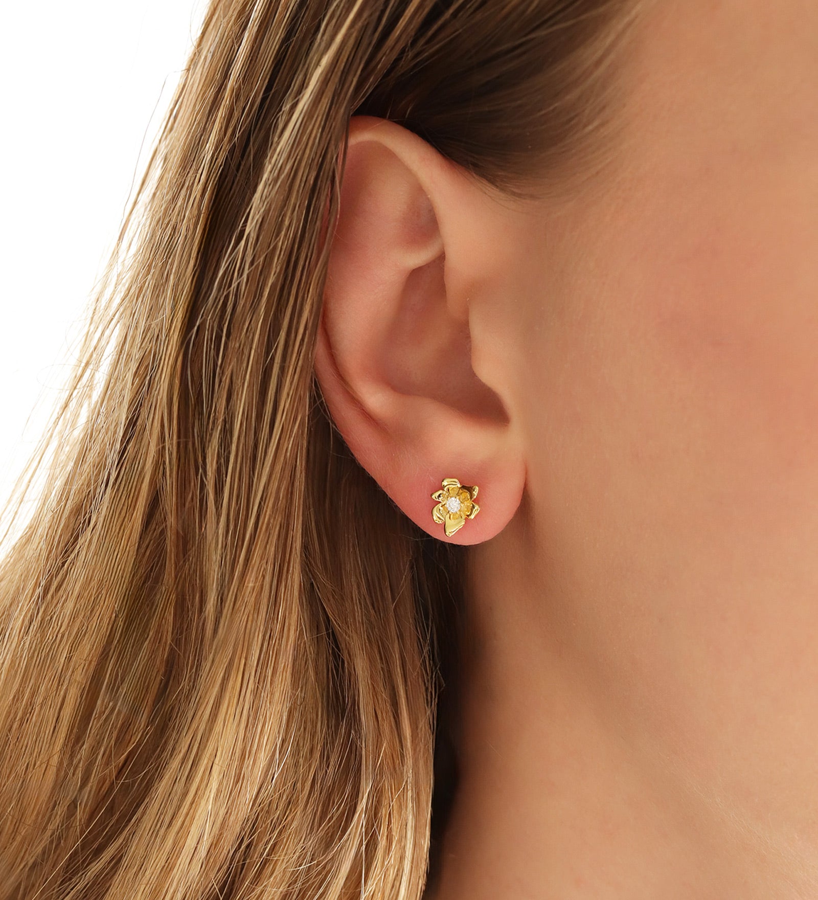 Quiet Icon-Vintage Flower Single CZ Stud-Earrings-Blue Ruby Jewellery-Vancouver Canada