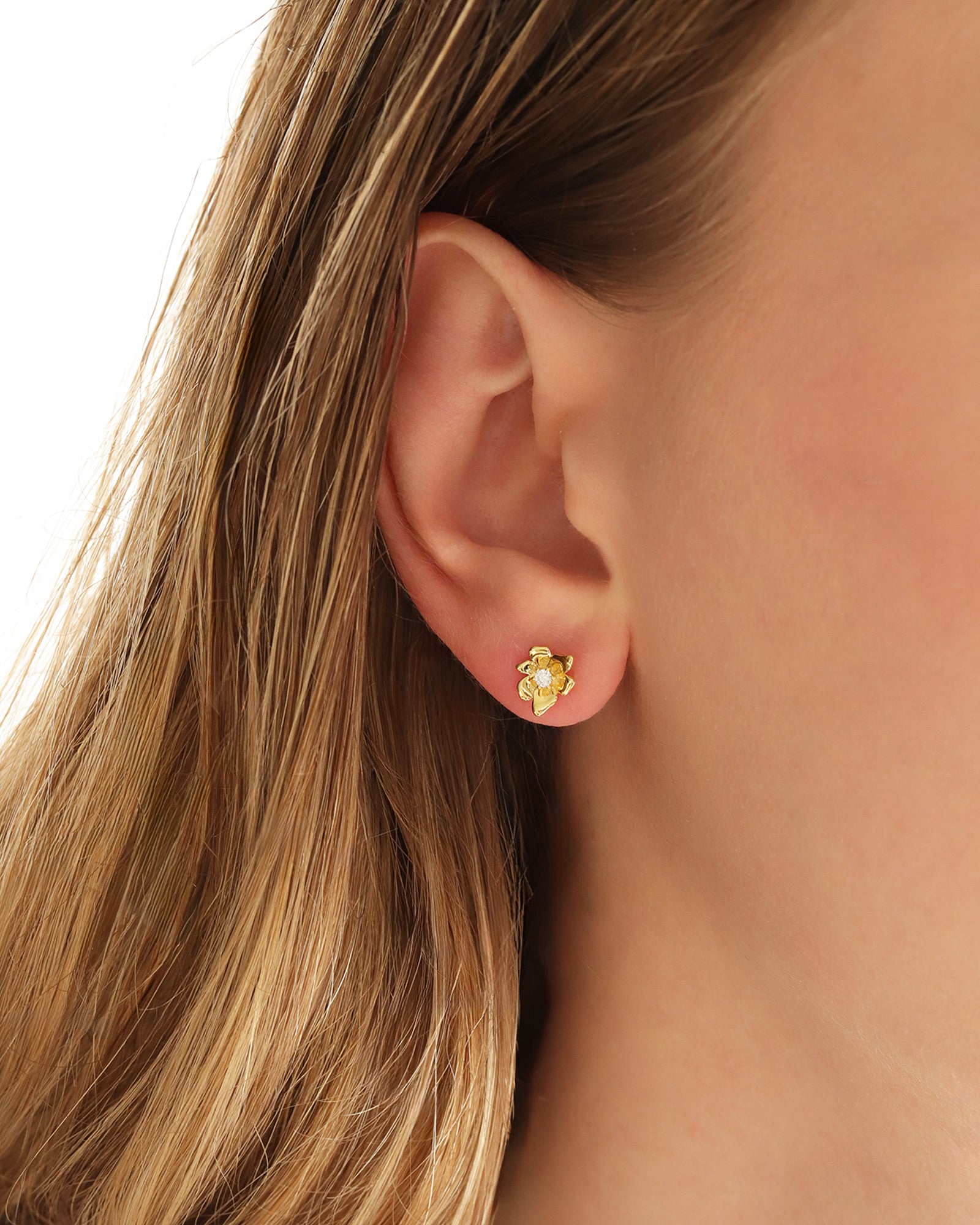Quiet Icon-Vintage Flower Single CZ Stud-Earrings-Blue Ruby Jewellery-Vancouver Canada