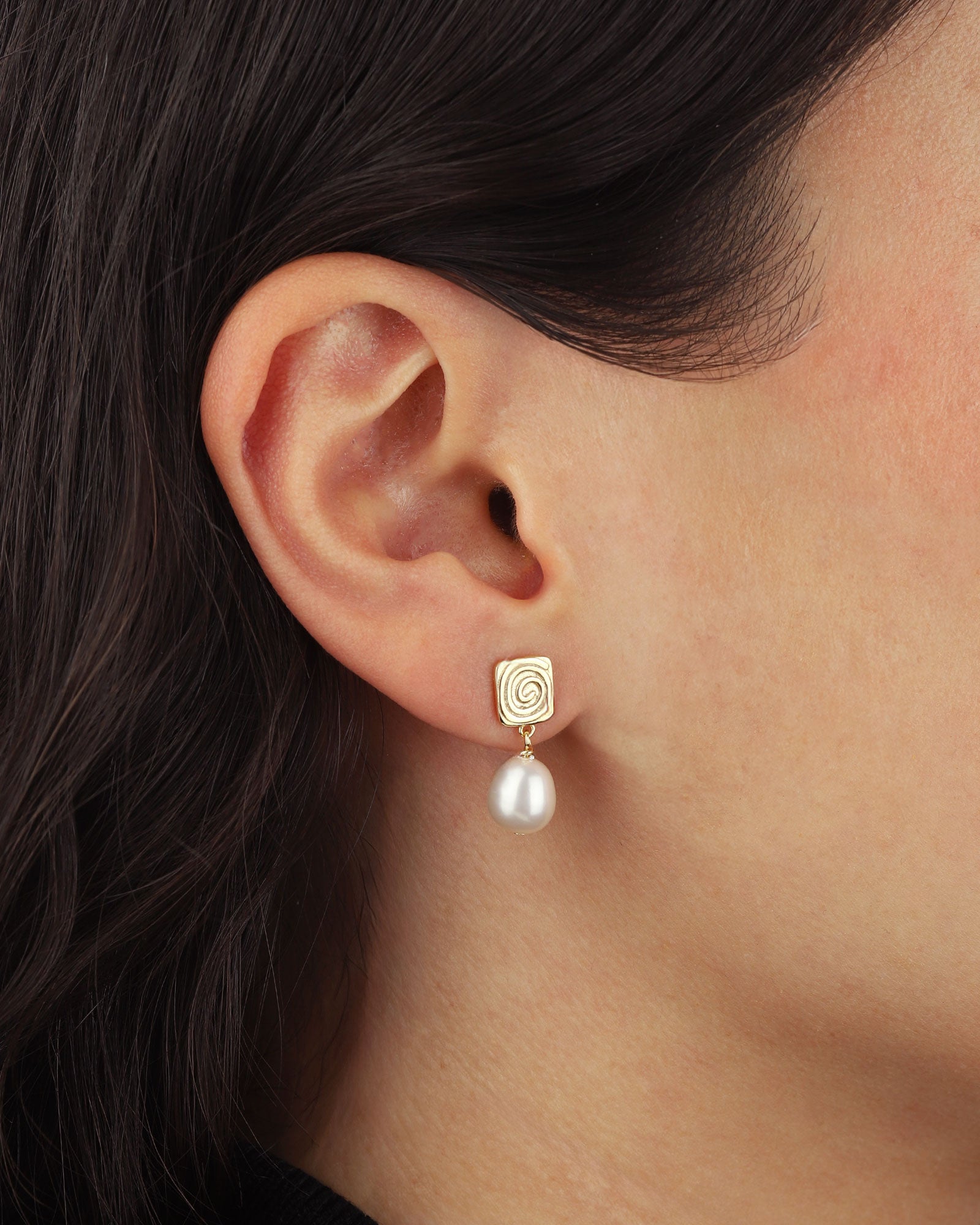 Quiet Icon-Square Swirl Pearl Drop Studs-Earrings-Blue Ruby Jewellery-Vancouver Canada