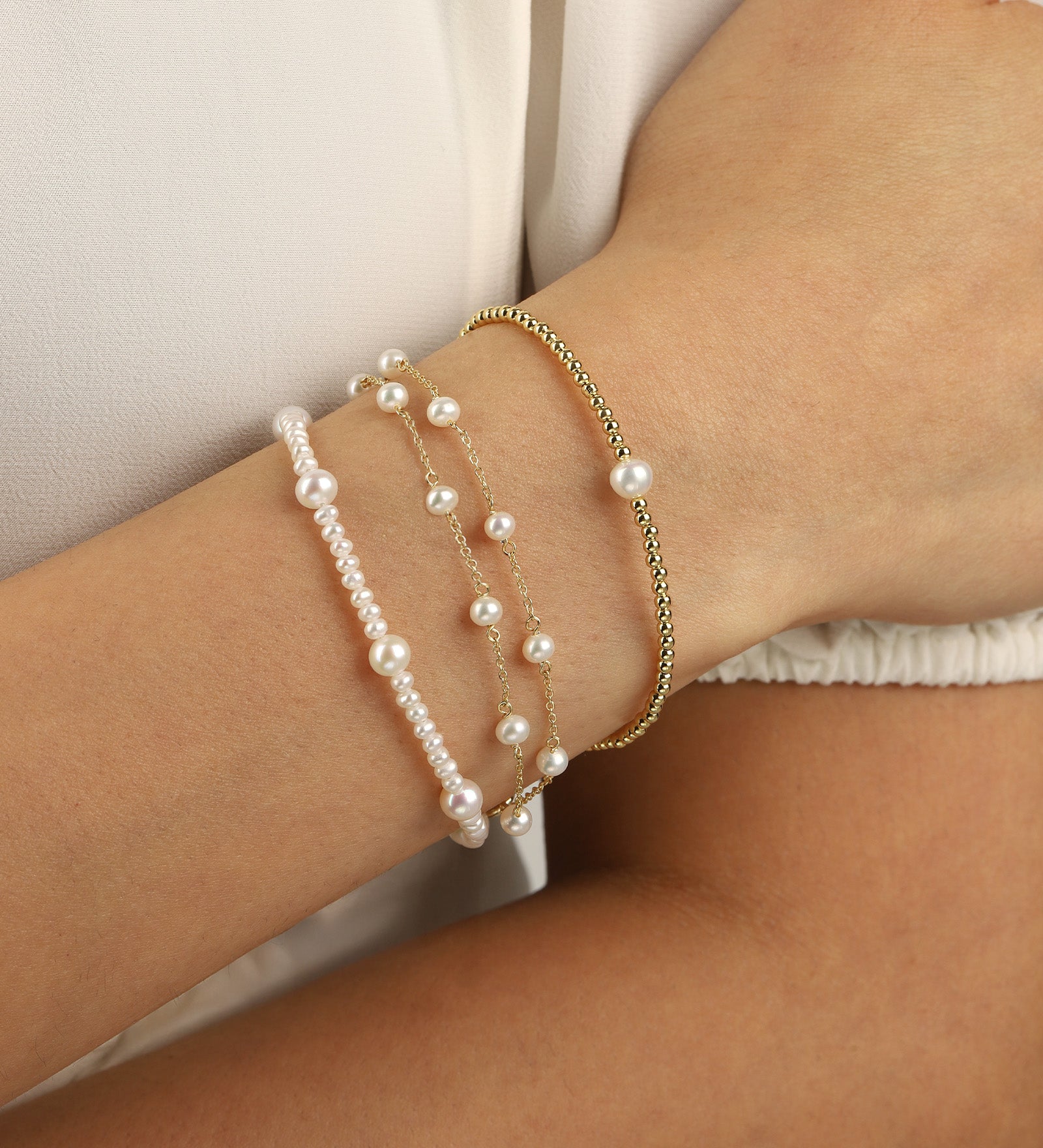 Quiet Icon-Mixed Size Pearl Bracelet-Bracelets-Blue Ruby Jewellery-Vancouver Canada