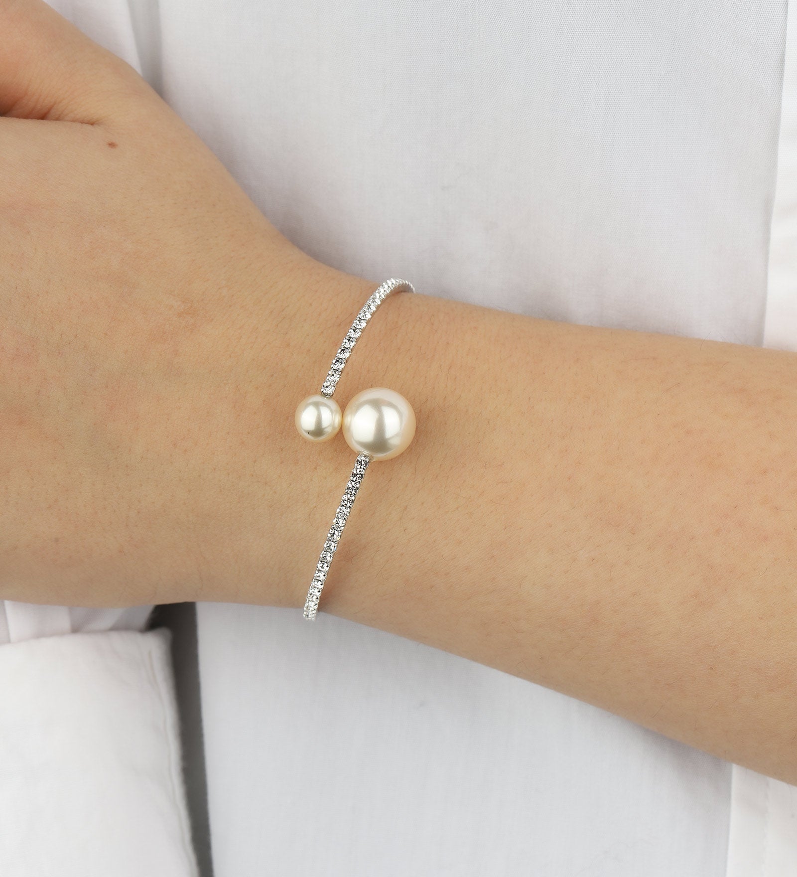 1 Row 2 Pearl Bracelet Silver Tone, White Crystal