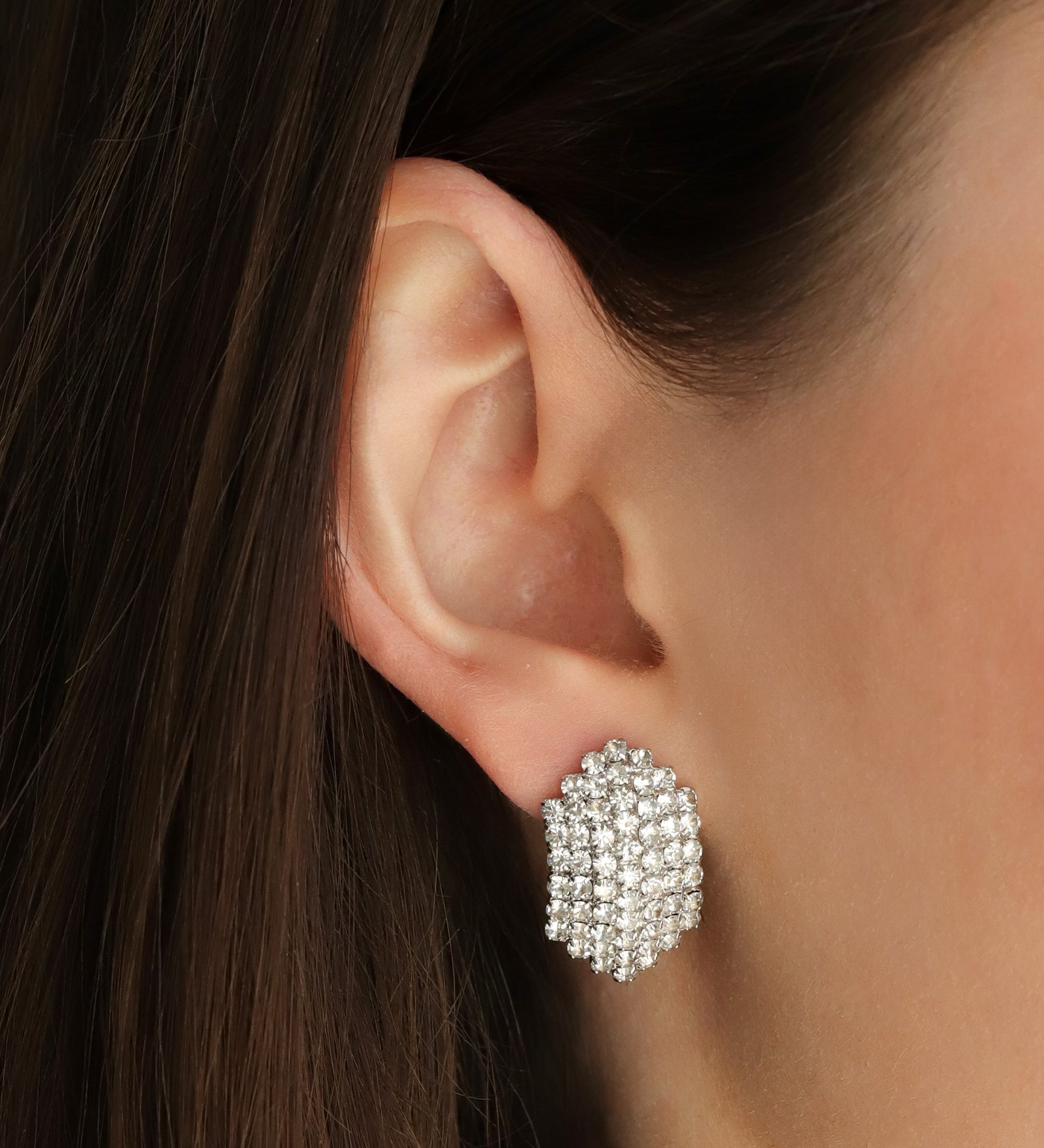 Pavé Oval Studs Silver Plated, White Crystal