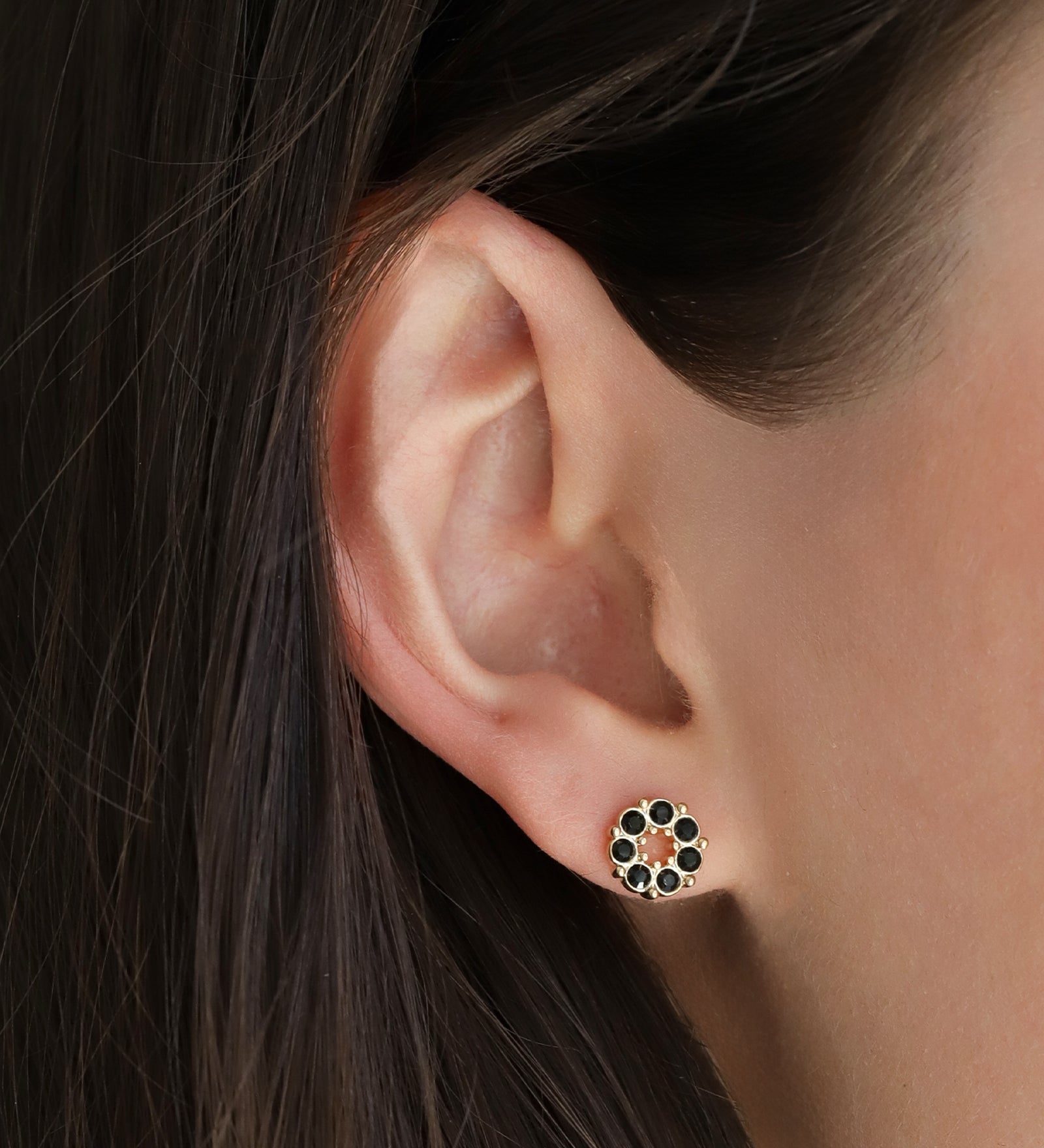 Circle Crystal Studs Gold Plated, Jet Crystal