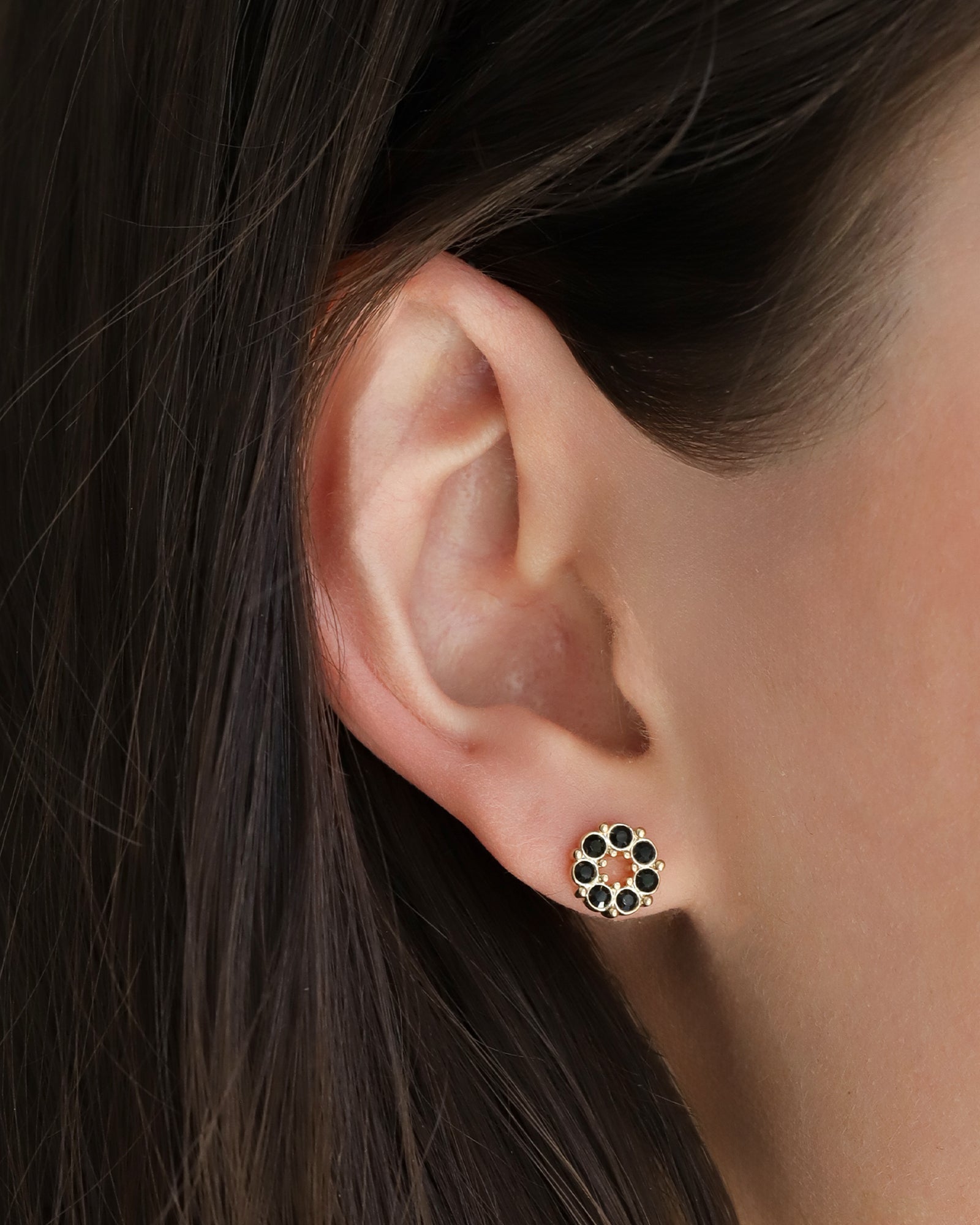 Circle Crystal Studs Gold Plated, Jet Crystal