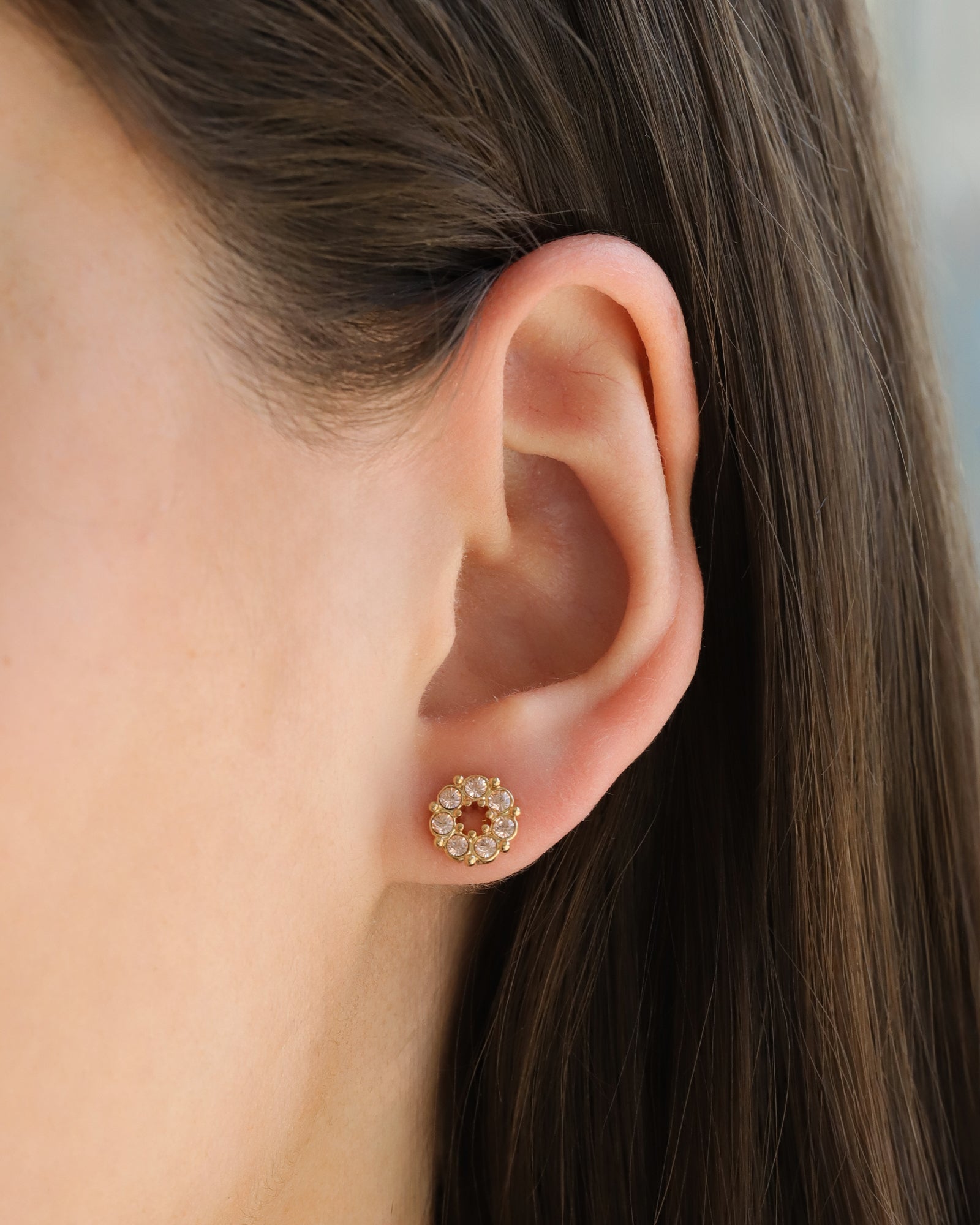 Circle Crystal Studs Gold Plated, Light Peach  Crystal