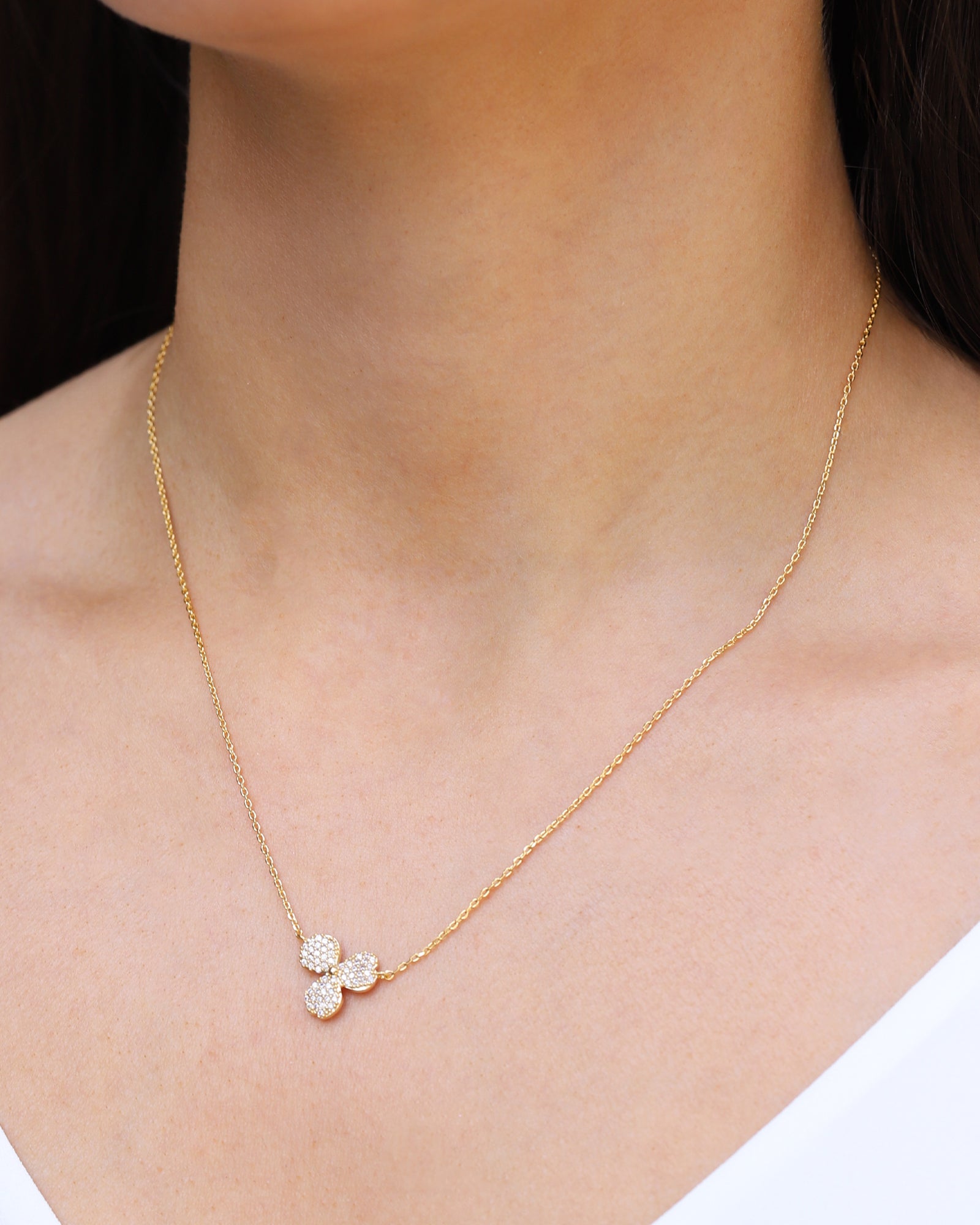 3 Petal Pavé Necklace Gold Plated, White Crystal