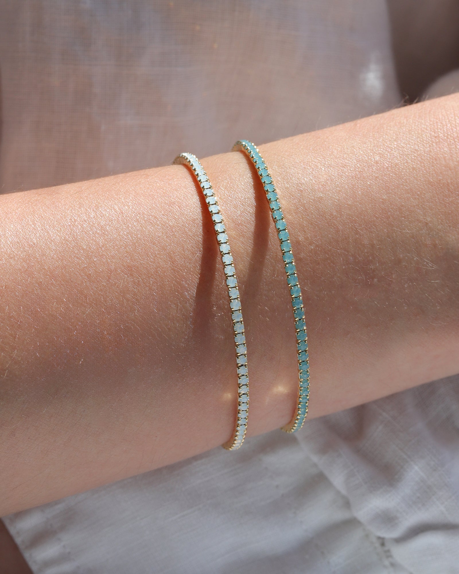 1 Coil Crystal Cuff Gold Plated, Pacific Opal Crystal