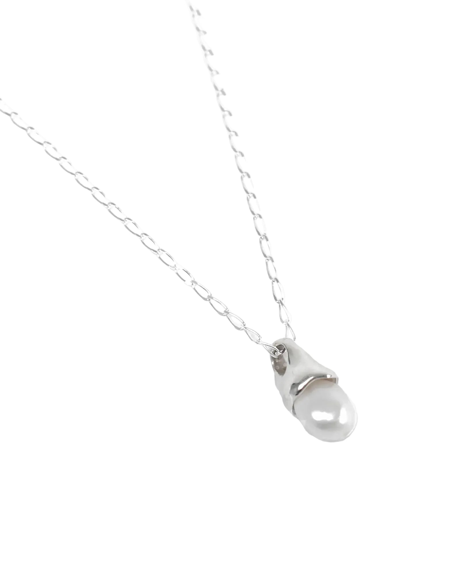 Anna Necklace | 18" Sterling Silver, White Pearl