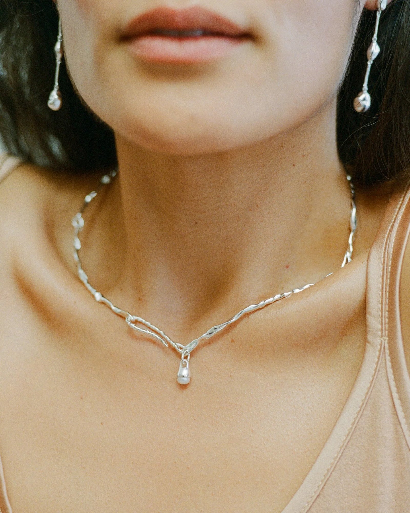 Finley Collar Necklace Silver Plated, Freshwater Pearl