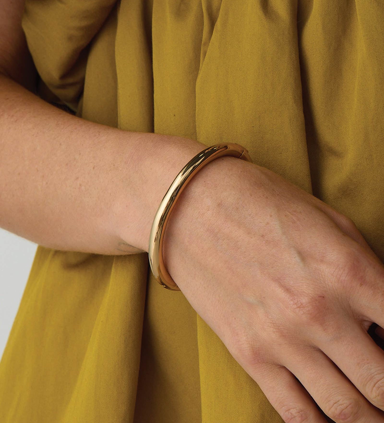 Jenny Bird-Gia Bangle-Bracelets-14k Gold Plated-Blue Ruby Jewellery-Vancouver Canada