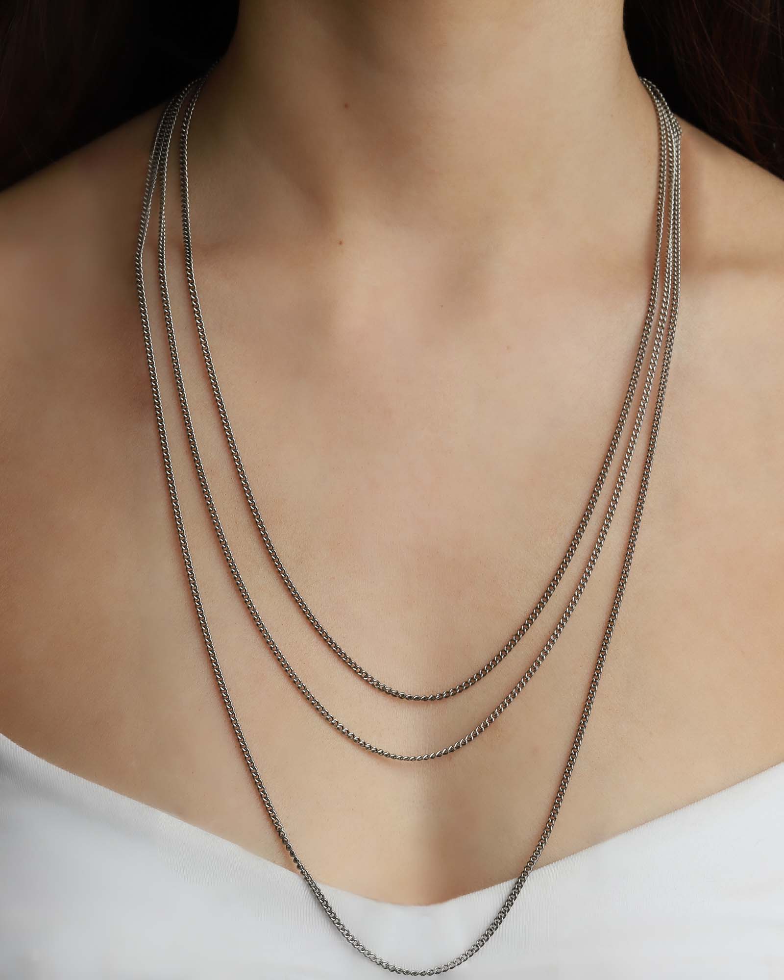 Hyr Chain Pyrrha Medium Curb Chain Oxidized Sterling Silver | Blue Ruby Jewellery